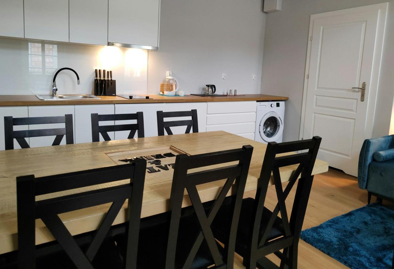 Hugo Vip Apartments Krakau Buitenkant foto